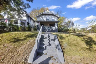 Main picture of 2348 Court R