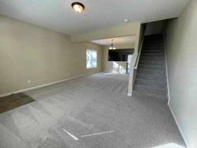 Main picture of 542 W Main St