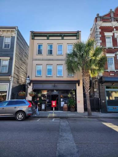 Main picture of 547 King St