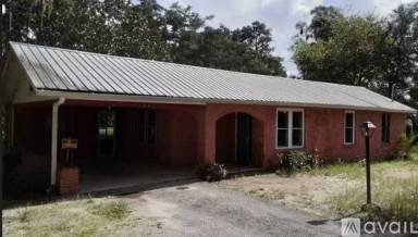 Main picture of 104 Ridge St