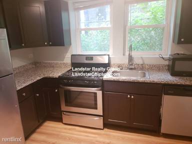 Main picture of 3650 W Diversey Ave