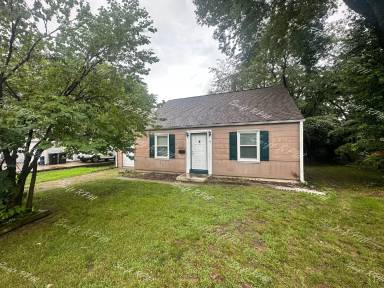 Main picture of 1356 S Kings Hwy