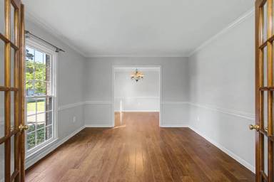 Main picture of 128 Stone Lake Ct