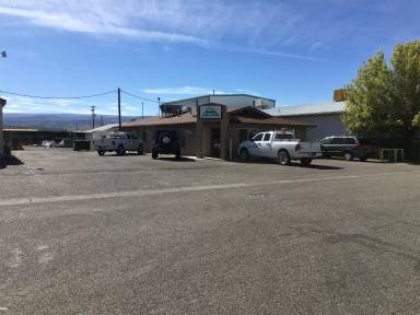 Main picture of 2481 Commerce Blvd