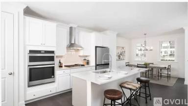 Main picture of 4275 Baden Aly