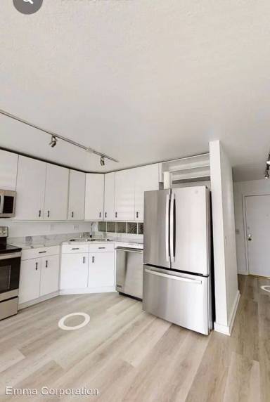 Main picture of 8960 Cynthia St