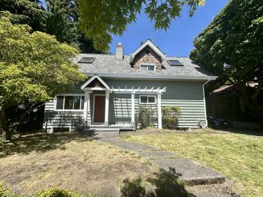 Main picture of 3114 W Elmore St