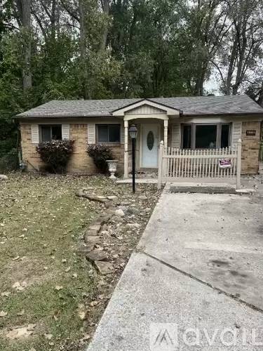 Main picture of 6118 Jackman Rd