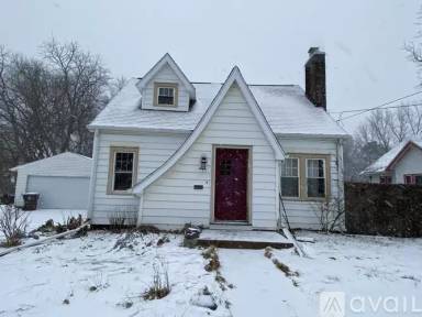 Main picture of 421 E Ash St