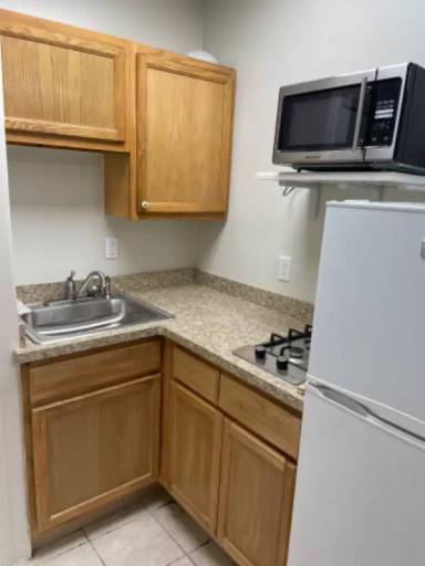 Main picture of 1900 W 8th St