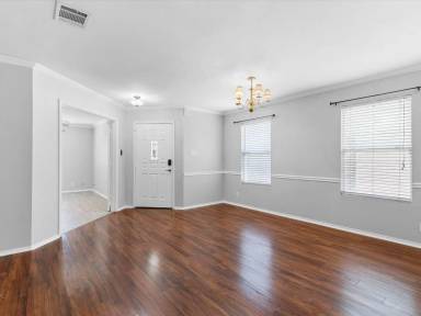 Main picture of 143 Blue Juniper