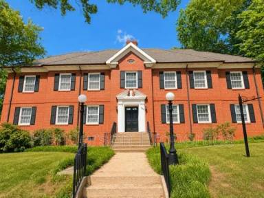 Main picture of 224 Harrill St