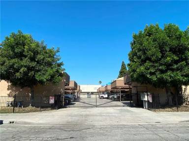 Main picture of 3025 Lashbrook Ave