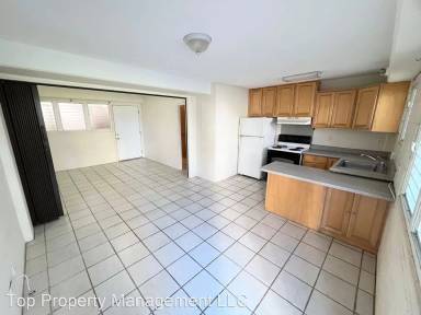 Main picture of 2467 Cleghorn St