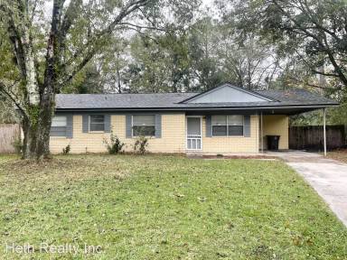 Main picture of 4402 Jade Dr W