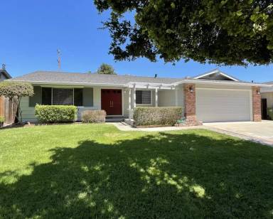 Main picture of 931 Wren Dr