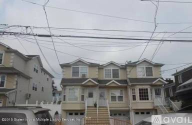 Main picture of 125 Weed Ave