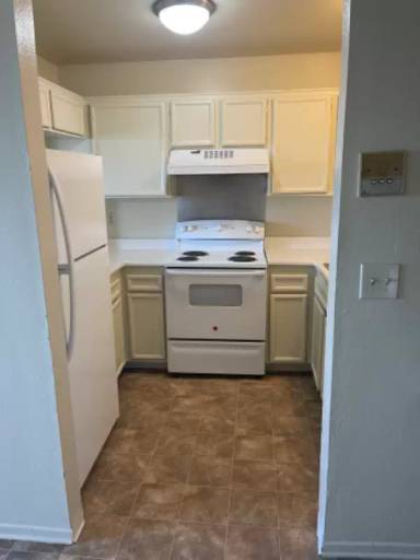 Main picture of 344 S Willie James Jones Ave
