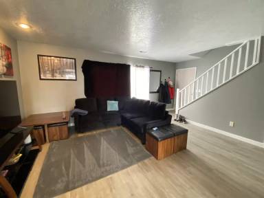 Main picture of 223 Colter Loop
