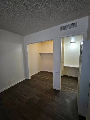 Main picture of 1100 Arizona St SE