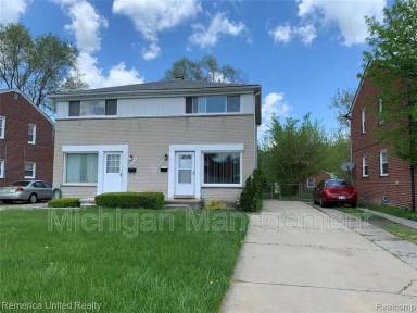 Main picture of 24414 W Chicago