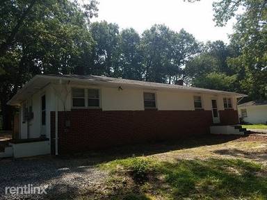 Main picture of 12301 Grove Pl