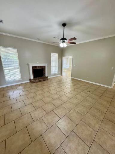 Main picture of 1605 Winchester Dr
