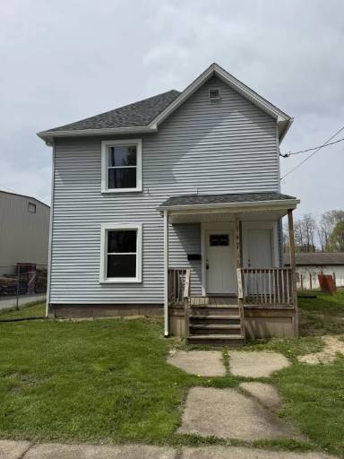 Main picture of 147 Linden Ave NE