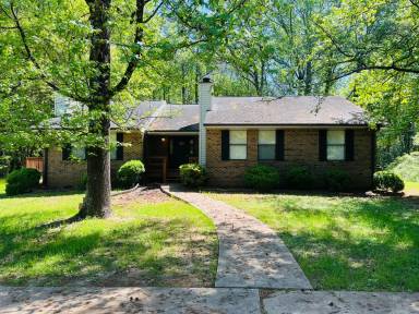 Main picture of 1521 Flippen Rd