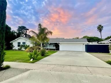 Main picture of 14191 Lambeth Way