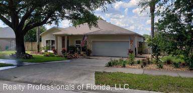 Main picture of 1548 Whooping Dr