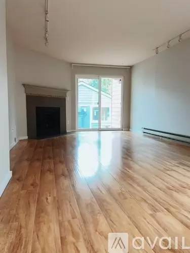Main picture of 12511 SE 41st Pl