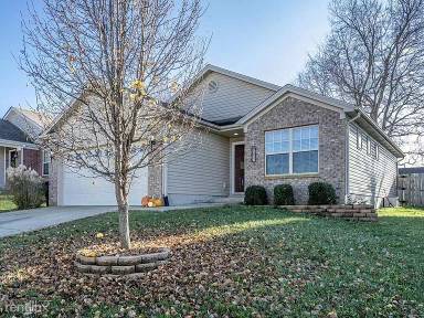 Main picture of 202 Berkshire Ln