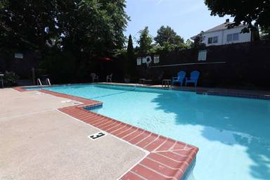 Main picture of 53 Colborne Rd