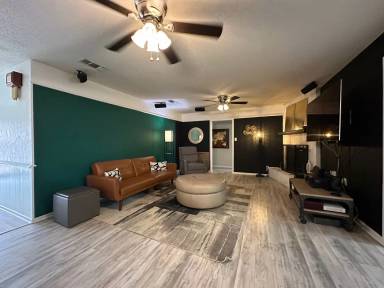 Main picture of 6808 Canton Ave