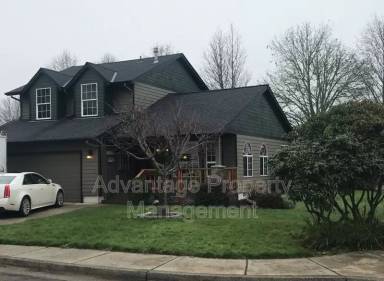 Main picture of 3195 SE Hathaway Dr