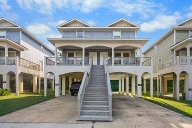 Main picture of 259 Benachi Ave