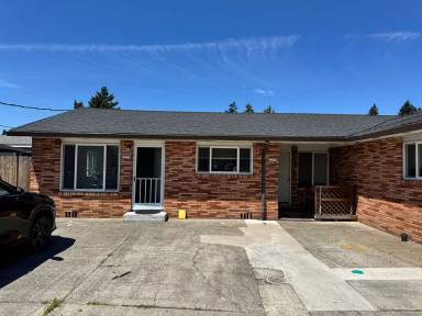 Main picture of 2203 NE 81st Ave