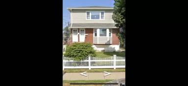 Main picture of 151 Rhame Ave