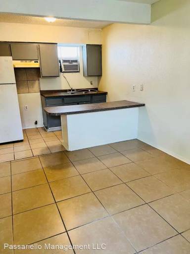 Main picture of 1601 E Central Texas Expy