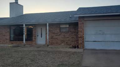 Main picture of 1130 Hillside Dr