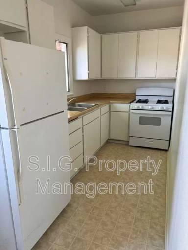 Main picture of 461 W Colorado St