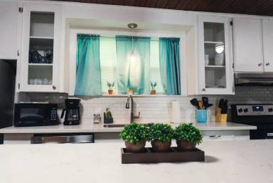 Main picture of 125 East St
