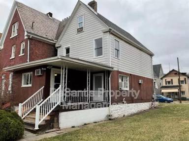 Main picture of 115 10th St