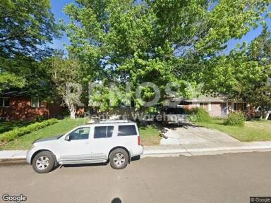 Main picture of 2201 S Cherry St