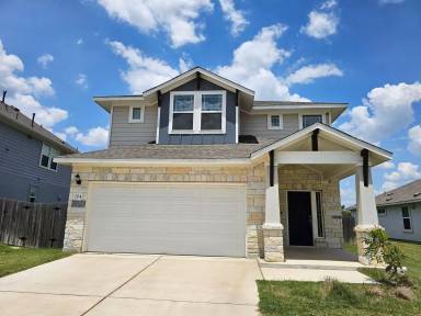 Main picture of 104 Landry St