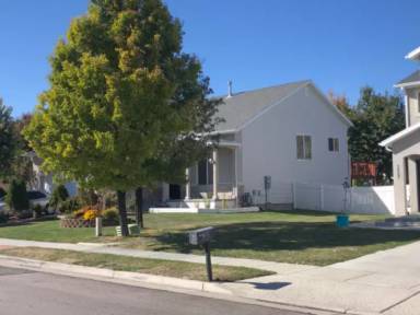 Main picture of 5477 Geneva Way