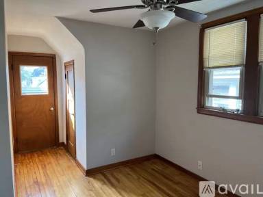 Main picture of 3713 S Rutland Ave