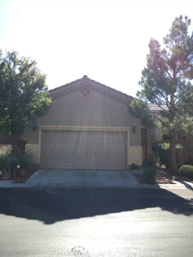 Main picture of 9029 College Green St