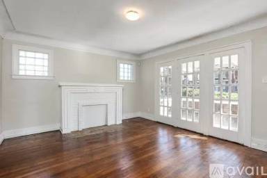 Main picture of 977 Navahoe St